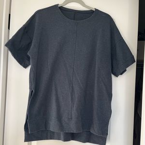 Charcoal Lululemon High-Low Top Size 10